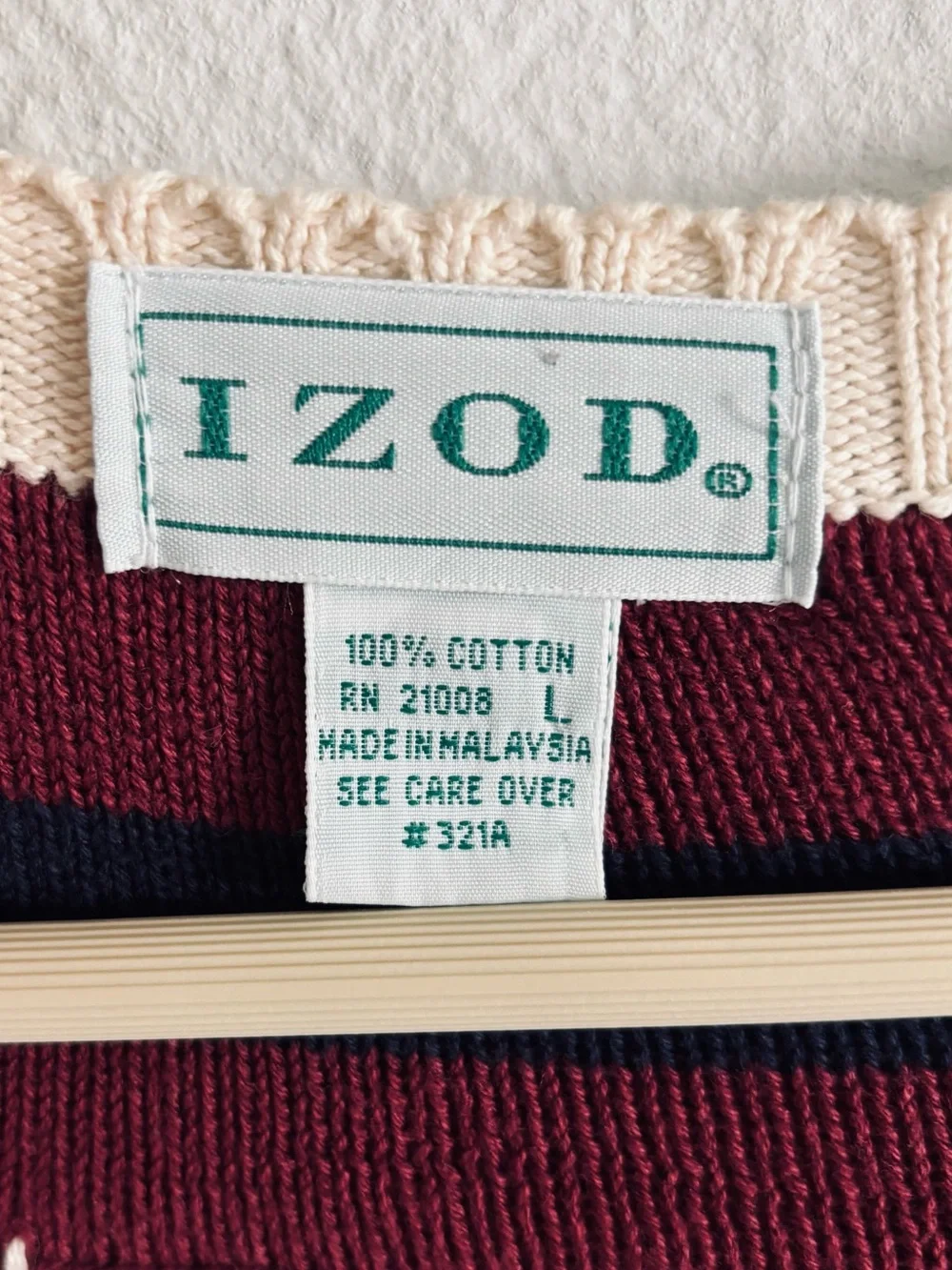 Vintage 90s IZOD Chunky Cable Knit Vertical Striped V-Neck Sweater Large